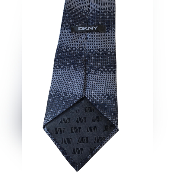 DKNY 100% Silk Necktie Black & Silver OS - Picture 3 of 3